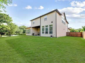 10933  Falling Leaf Trail , Flower Mound Texas 76226