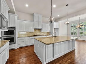 10933  Falling Leaf Trail , Flower Mound Texas 76226