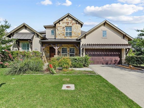 10933  Falling Leaf Trail , Flower Mound Texas 76226