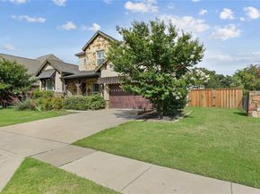 10933  Falling Leaf Trail , Flower Mound Texas 76226