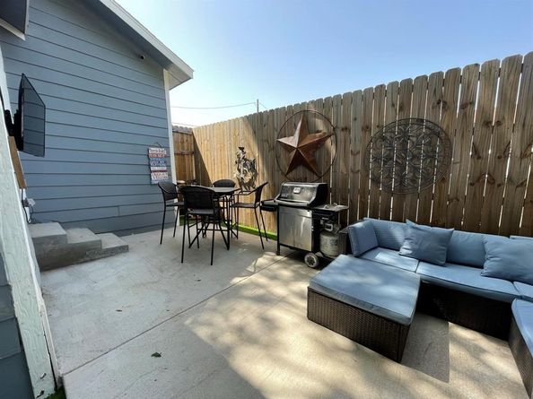 702 N Tennessee Street , McKinney Texas 75069