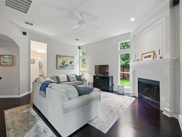1190  Bonham Parkway , Lantana Texas 76226