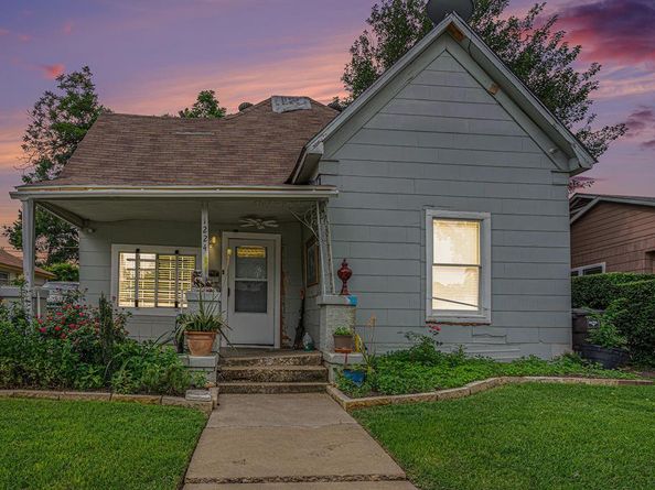 1224 E Hattie Street , Fort Worth Texas 76104