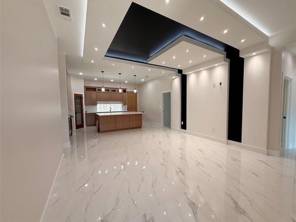 2815  Pall Mall Avenue , Dallas Texas 75241