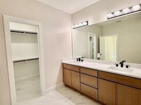 2815  Pall Mall Avenue , Dallas Texas 75241