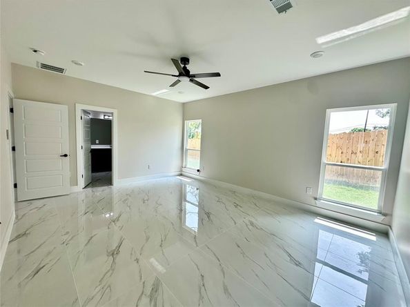 2815  Pall Mall Avenue , Dallas Texas 75241