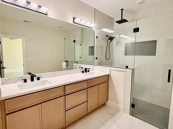 2815  Pall Mall Avenue , Dallas Texas 75241
