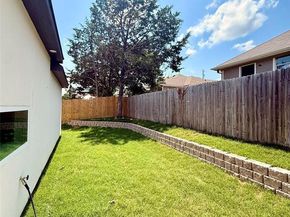 2815  Pall Mall Avenue , Dallas Texas 75241