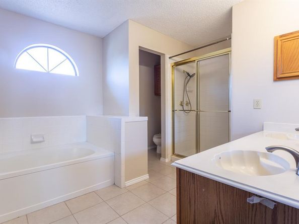 1713  Creek Valley Road , Mesquite Texas 75181