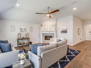 6829  Canyon Rock  , Benbrook Texas 76126