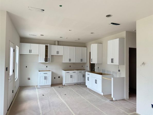 126  Homes Drive , Grand Prairie Texas 75050