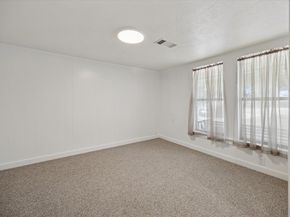 416 W 3rd Street , Justin Texas 76247