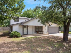 416 W 3rd Street , Justin Texas 76247