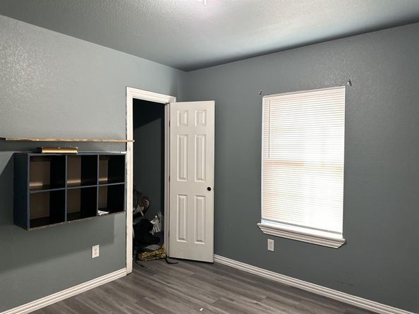 2901  Chestnut Avenue , Fort Worth Texas 76106