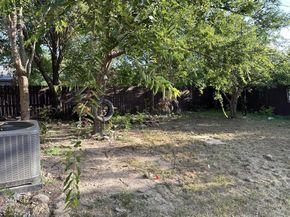 2901  Chestnut Avenue , Fort Worth Texas 76106
