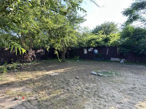 2901  Chestnut Avenue , Fort Worth Texas 76106