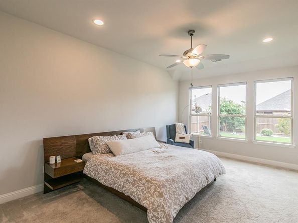 838  Mildren Lane , Fate Texas 75087