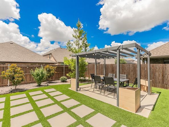 838  Mildren Lane , Fate Texas 75087