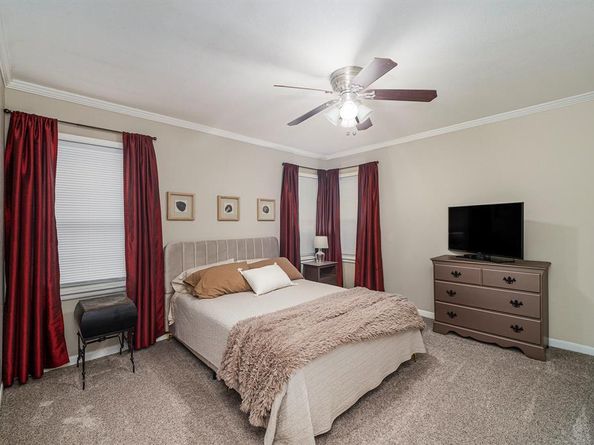1717  Weiler Boulevard , Fort Worth Texas 76112