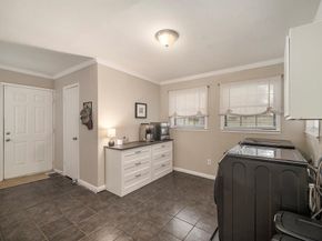 1717  Weiler Boulevard , Fort Worth Texas 76112