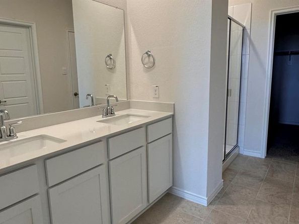 4032  Moss Road , Celina Texas 75009