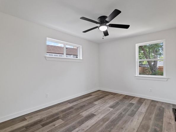 5835  Sunnywood Drive , Dallas Texas 75228