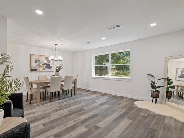 5835  Sunnywood Drive , Dallas Texas 75228
