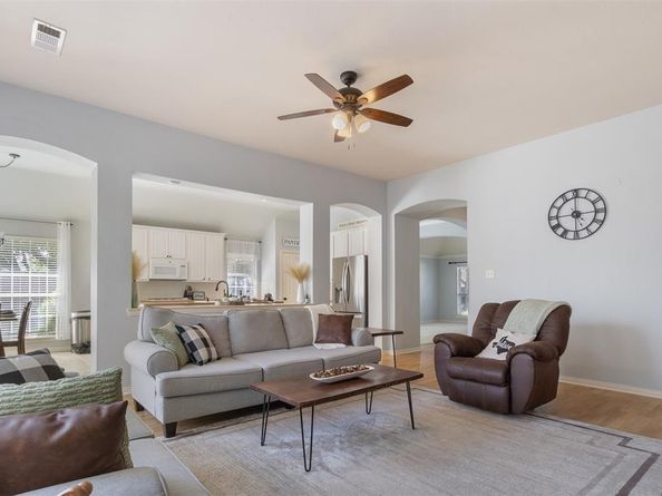 7  Macan Court , Mansfield Texas 76063