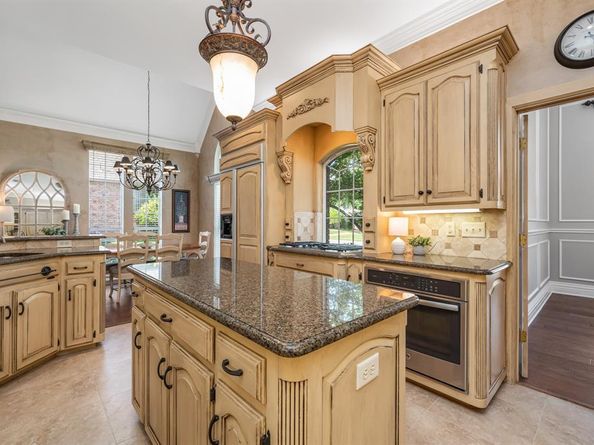 6300  Connie Lane , Colleyville Texas 76034