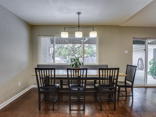 1831  Waterwood Drive , Arlington Texas 76012