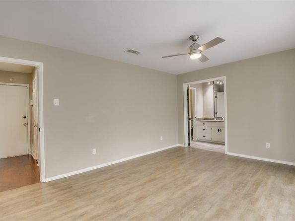 1831  Waterwood Drive , Arlington Texas 76012