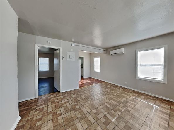 Undisclosed Address #20987750, Dallas Texas 75210