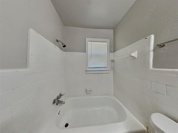 Undisclosed Address #20987750, Dallas Texas 75210