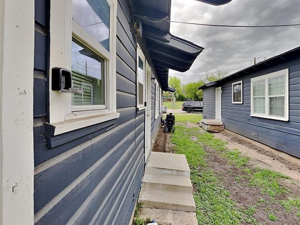 Undisclosed Address #20987750, Dallas Texas 75210