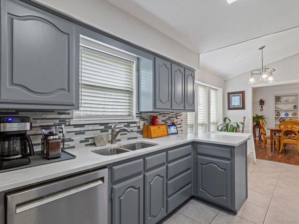 18512  Featherwood Drive , Dallas Texas 75252