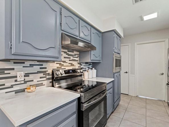 18512  Featherwood Drive , Dallas Texas 75252