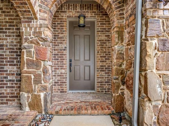 1320  Golf Club Drive , Lantana Texas 76226