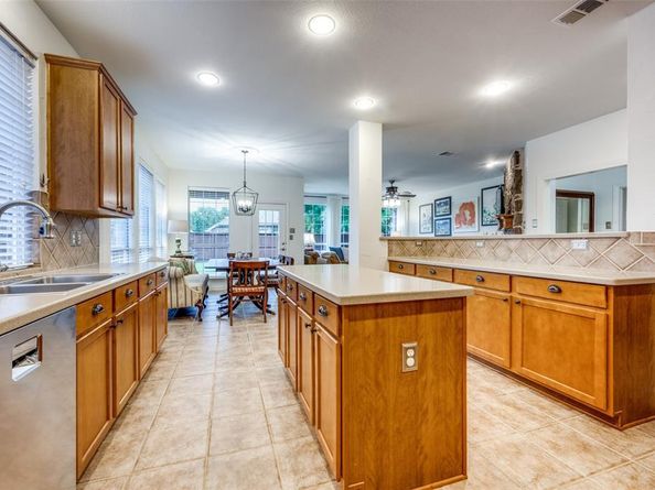 1320  Golf Club Drive , Lantana Texas 76226