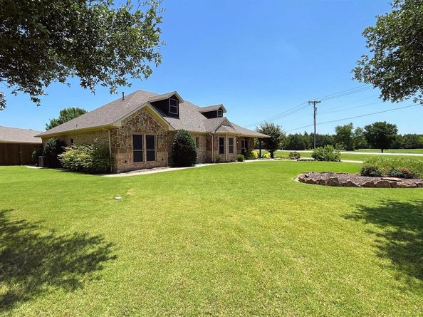 200  Suntide Drive , Sunnyvale Texas 75182
