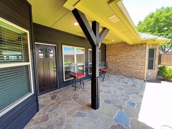200  Suntide Drive , Sunnyvale Texas 75182