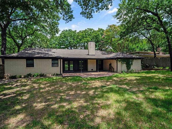 405  Billy Creek Circle , Hurst Texas 76053