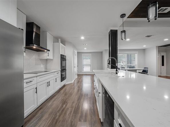 405  Billy Creek Circle , Hurst Texas 76053