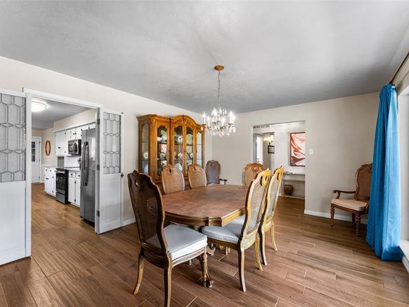 2118  Lansdowne Drive , Garland Texas 75040