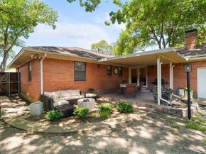 2118  Lansdowne Drive , Garland Texas 75040