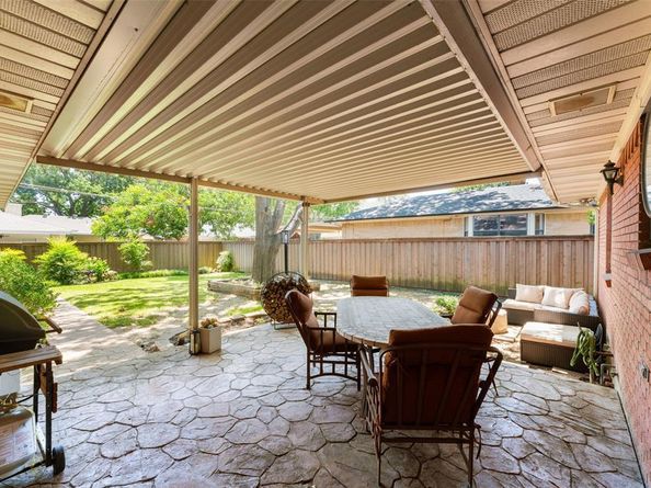2118  Lansdowne Drive , Garland Texas 75040