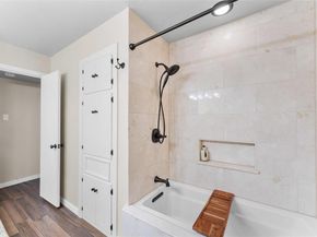 2118  Lansdowne Drive , Garland Texas 75040