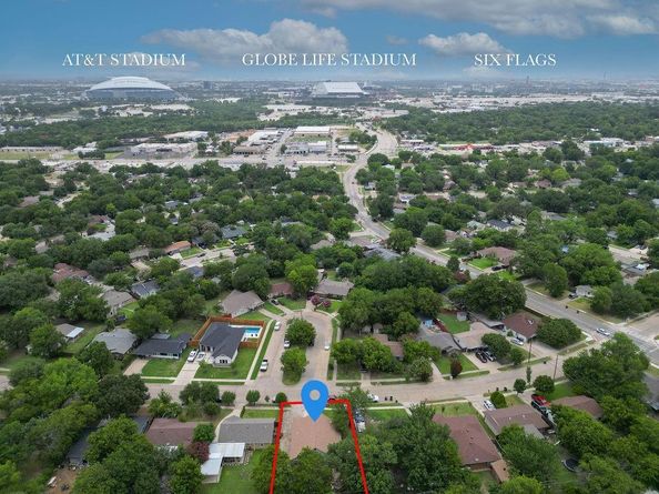 1720  Joyce Street , Arlington Texas 76010