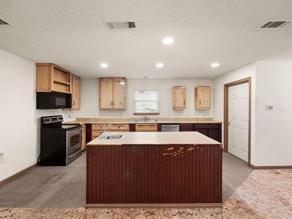 1720  Joyce Street , Arlington Texas 76010