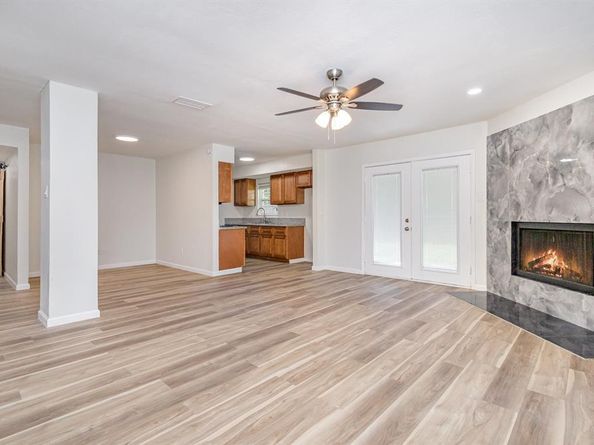 1215  Mulberry Lane , Mesquite Texas 75149