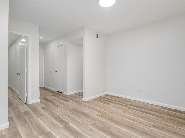 1215  Mulberry Lane , Mesquite Texas 75149
